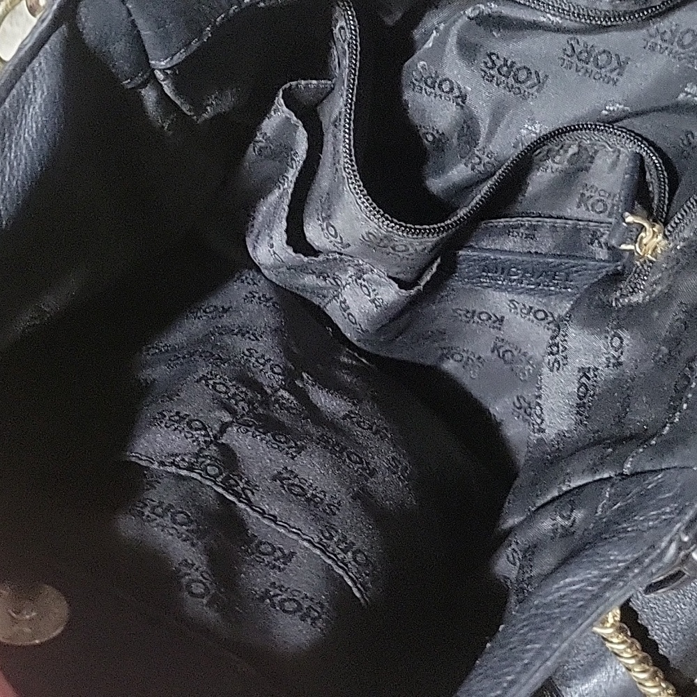 Purse - Picture 3 of 3